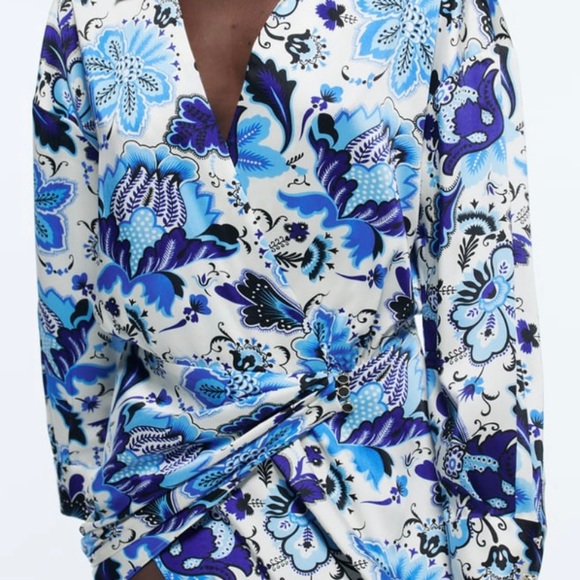 Sold!!NWT Zara MIDI dress V neck wrap front - Picture 4 of 9